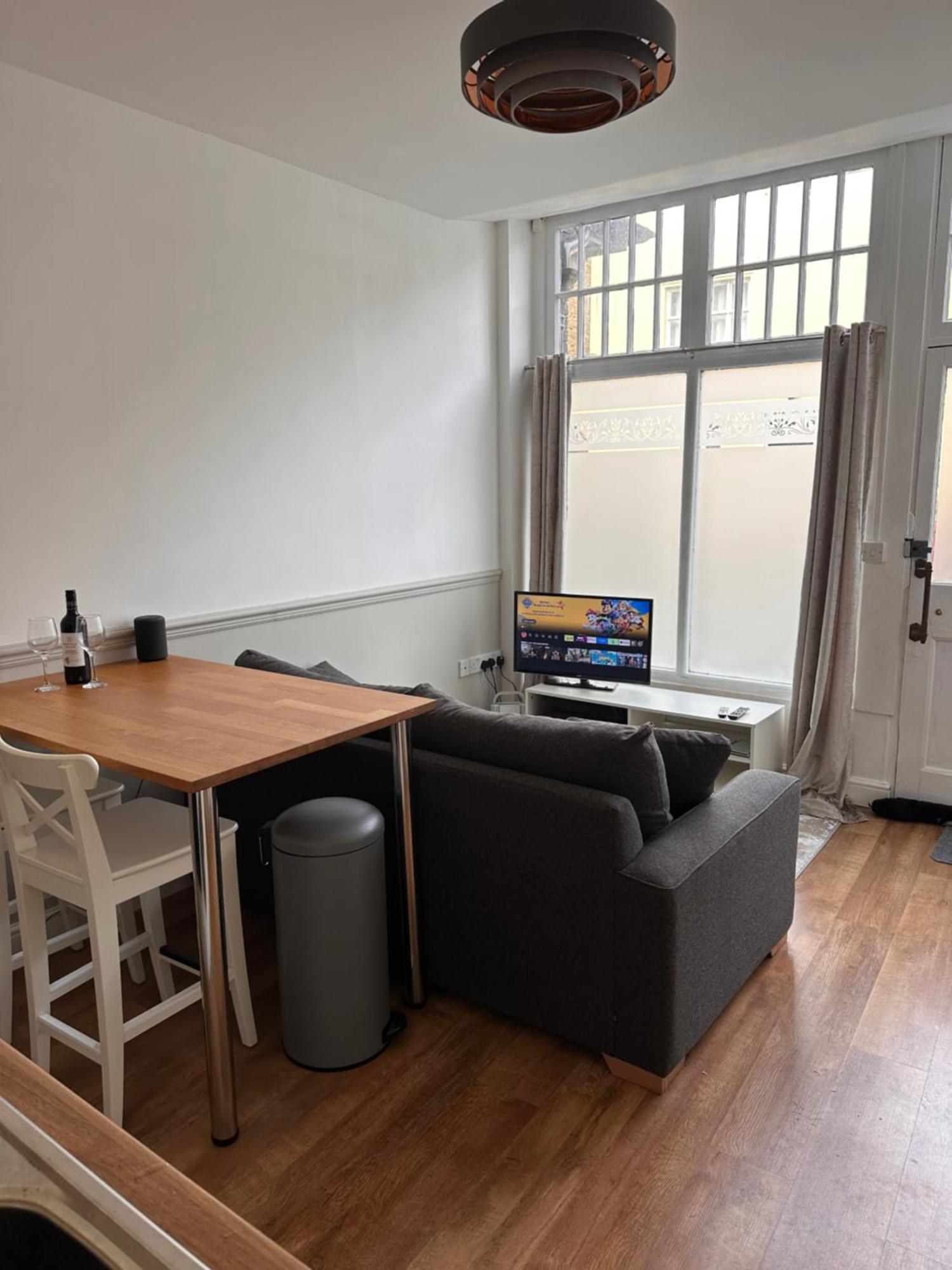Dorchester Town Centre Entire Apartment Экстерьер фото