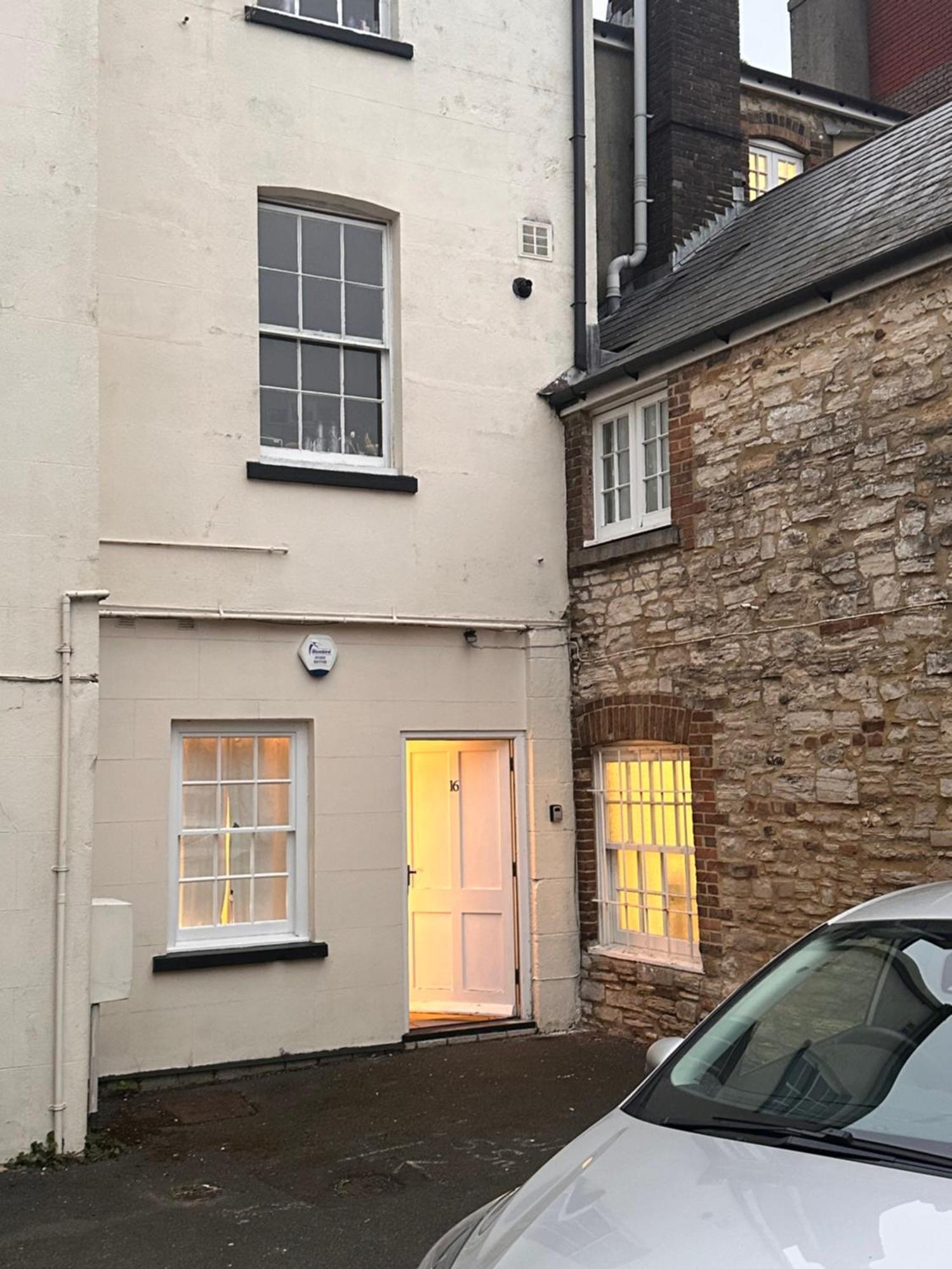 Dorchester Town Centre Entire Apartment Экстерьер фото